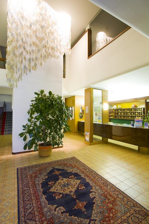Hotel Metropol Caorle Phòng bức ảnh