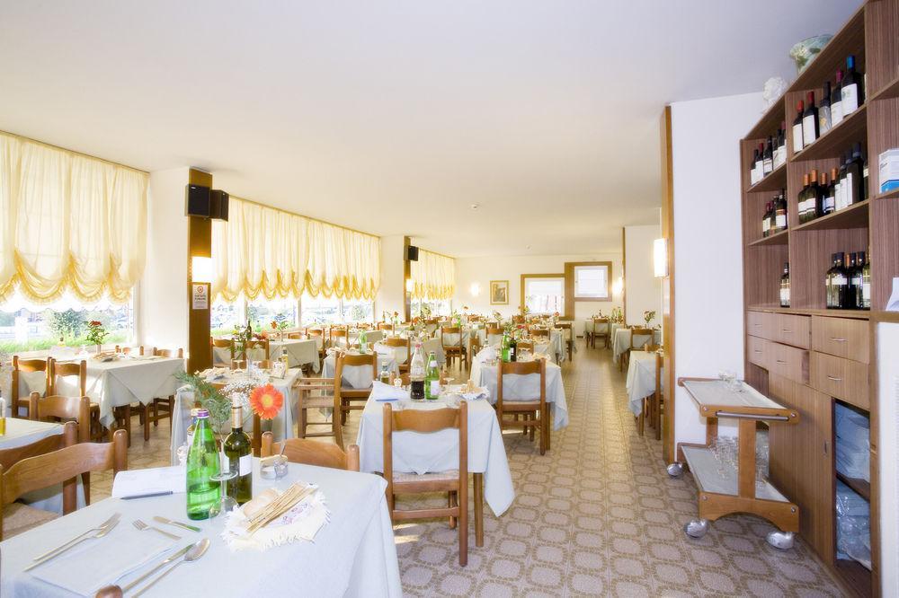 Hotel Metropol Caorle Ngoại thất bức ảnh