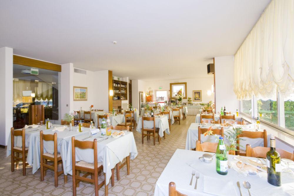 Hotel Metropol Caorle Ngoại thất bức ảnh
